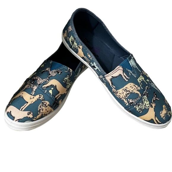 The Animal Rescue Site Dog Shoes Women’s 7 Flat Slip On Canvas Loafers - Picture 2 of 7